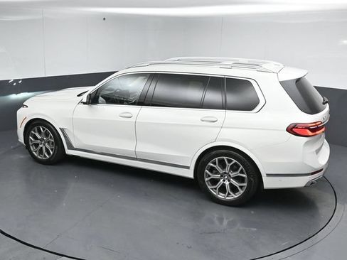 Used 2023 BMW X7 xDrive40i AWD/4WD image 50