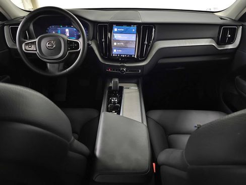 Certified 2025 Volvo XC60 B5 Plus AWD/4WD image 13