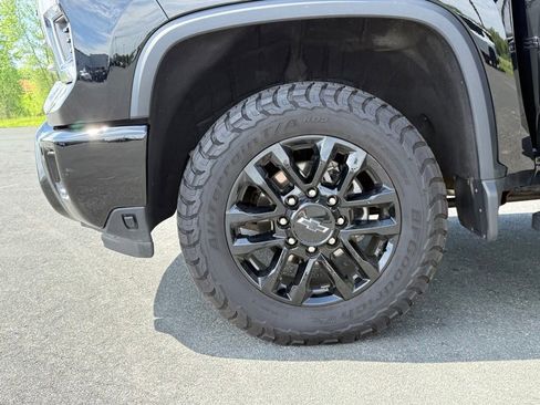 Used 2026 Chevrolet Silverado 3500 LTZ w/ Trail Boss Package AWD/4WD image 39