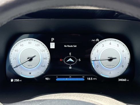 Used 2023 Hyundai Palisade Limited AWD/4WD image 27