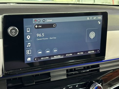 Used 2024 Honda Prologue Touring image 21