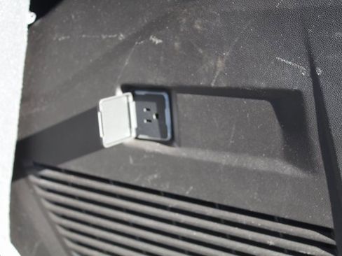 Used 2021 Chevrolet Tahoe Z71 image 7