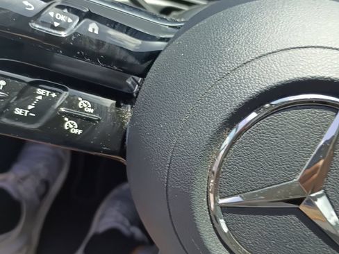 Used 2023 Mercedes-Benz C 300 Sedan image 12