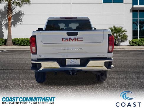 Certified 2024 GMC Sierra 2500 SLE w/ SLE Convenience Package image 7