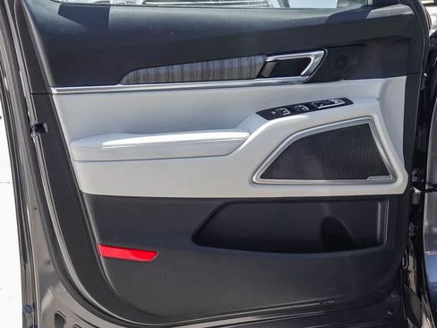 Used 2024 Kia Telluride EX FWD image 19