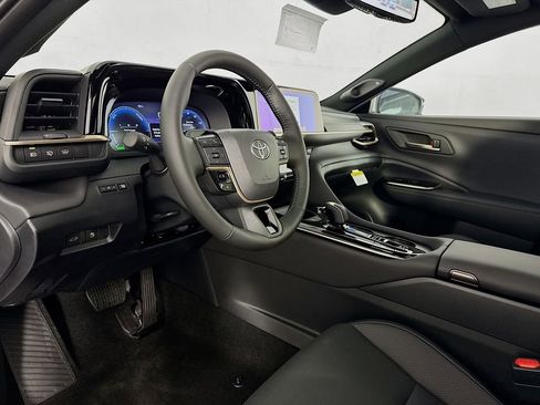 New 2026 Toyota Crown Signia image 11