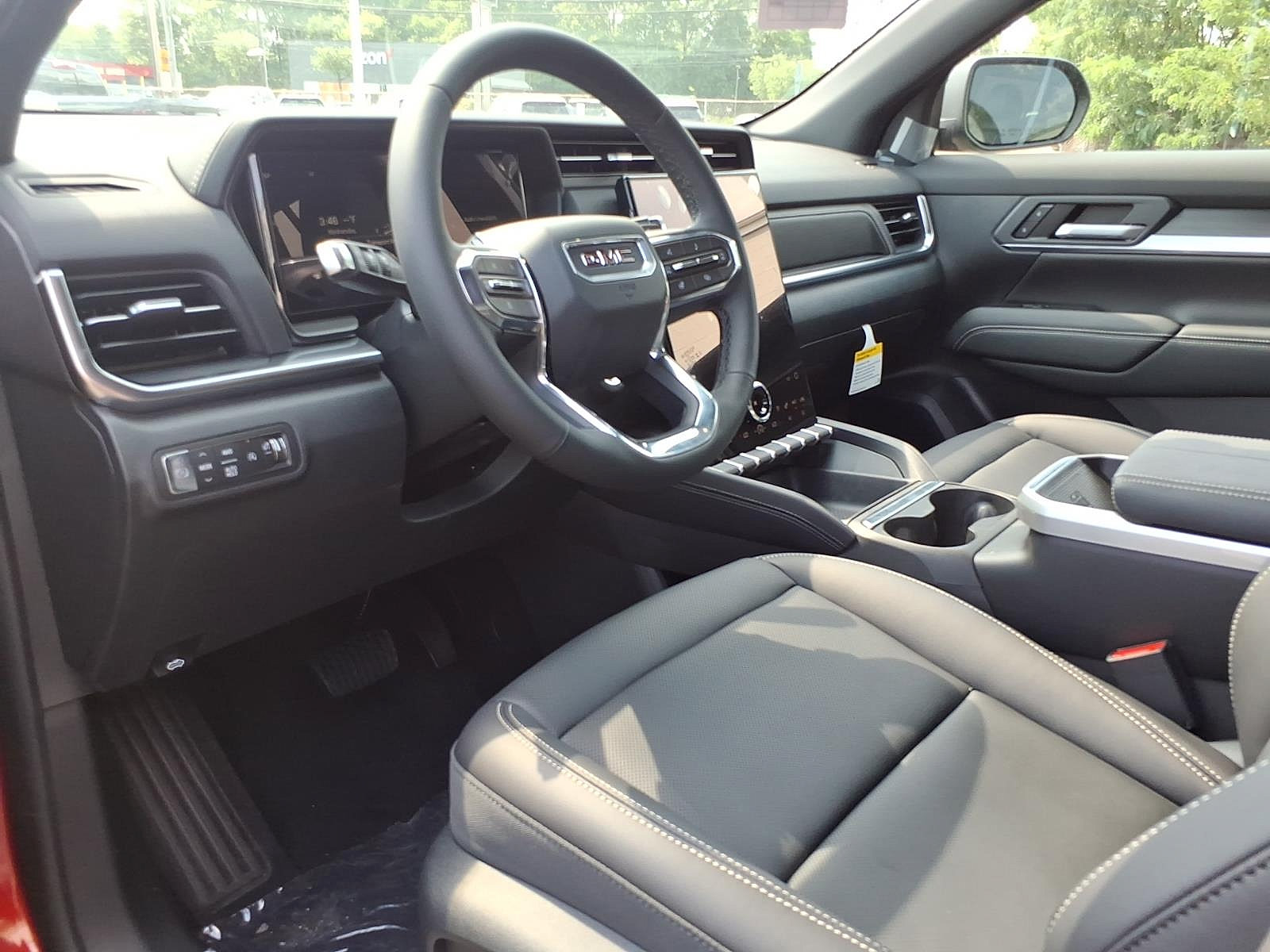 New 2026 GMC Terrain Elevation w/ Elevation Premium Package AWD/4WD image 11