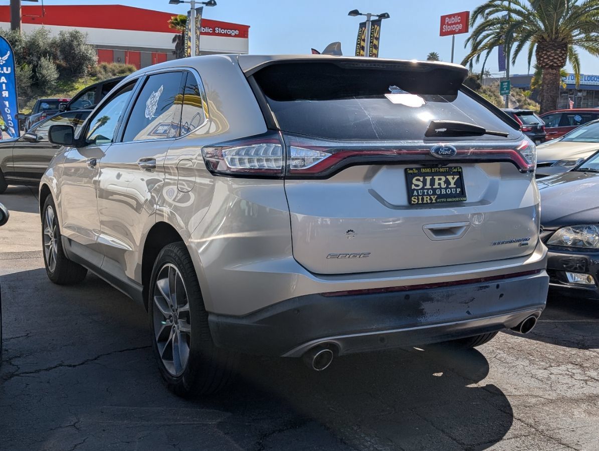 Used 2017 Ford Edge Titanium w/ Equipment Group 301A AWD/4WD image 16