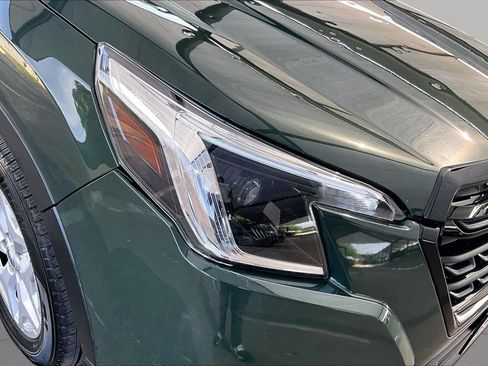 Used 2022 Subaru Forester AWD/4WD image 27