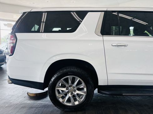 Used 2023 Chevrolet Suburban Premier AWD/4WD image 6
