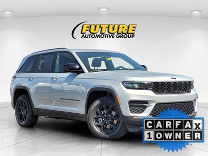 Used 2024 Jeep Grand Cherokee Altitude