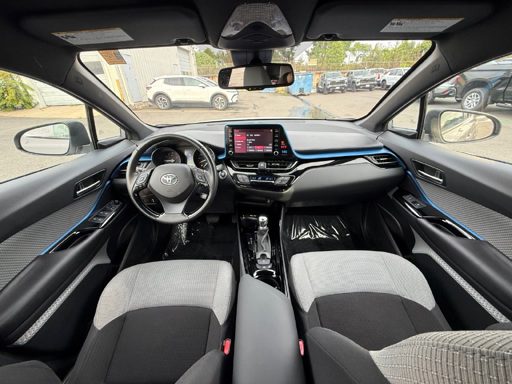 Used 2019 Toyota C-HR XLE FWD image 20