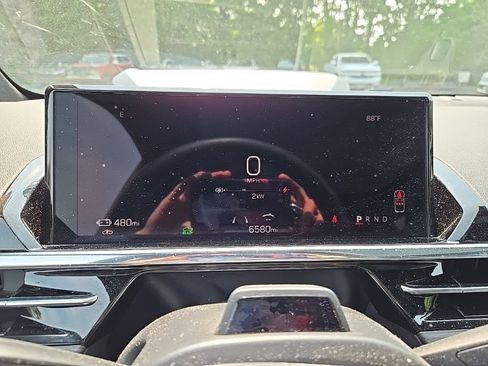 Used 2026 GMC Sierra EV Denali AWD/4WD image 16