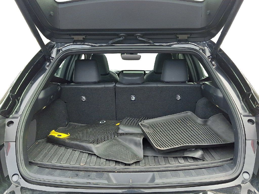 Used 2023 Lexus UX 250h AWD w/ Accessory Package (Z2) image 28