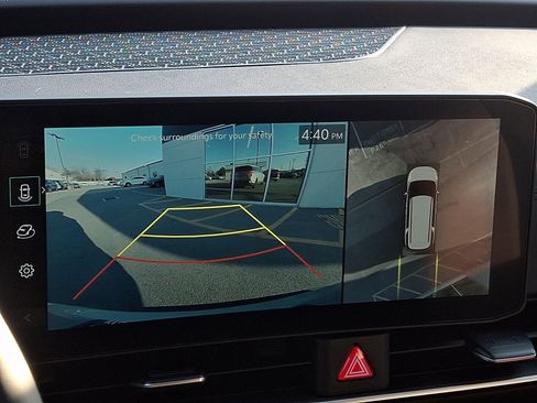 New 2025 Kia Carnival SX Prestige image 18