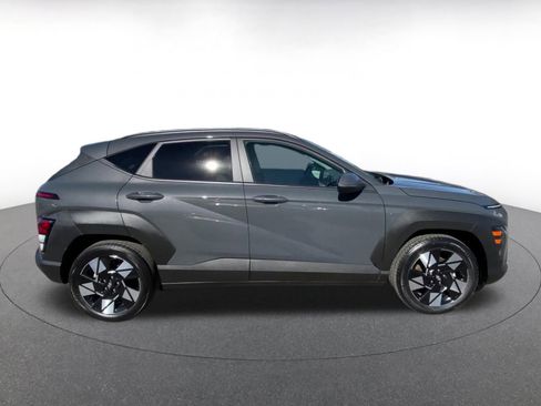 Used 2025 Hyundai Kona SEL image 16
