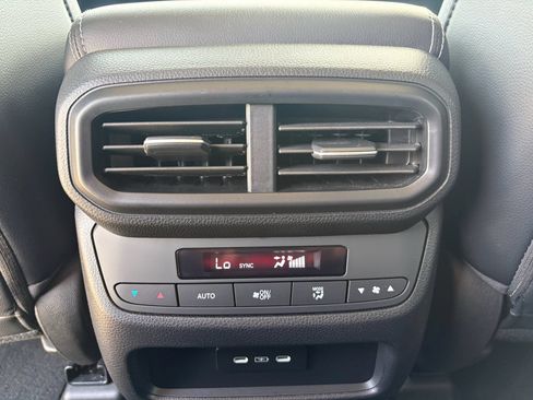 Certified 2025 Honda Pilot EX-L image 26