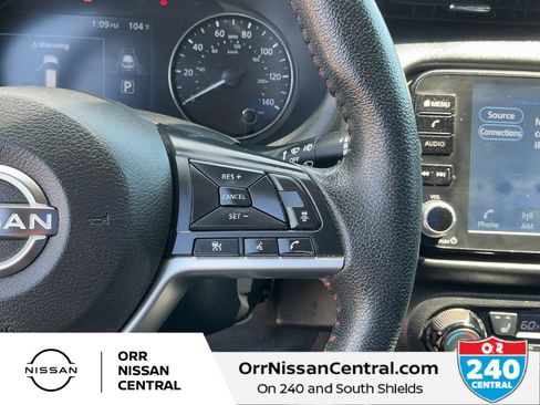 Used 2022 Nissan Kicks SR w/ Premium Package FWD image 19