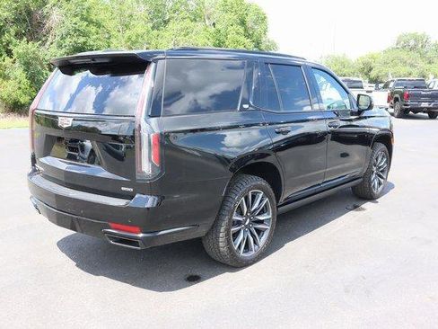 Used 2024 Cadillac Escalade Sport Platinum image 7