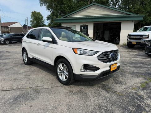 Used 2019 Ford Edge SEL w/ Cold Weather Package AWD/4WD image 7