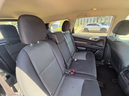 Used 2017 Nissan Pathfinder S FWD image 13