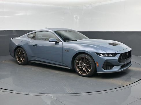 Used 2024 Ford Mustang GT Premium image 1