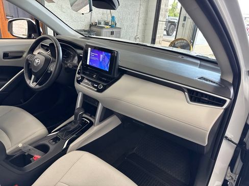 Certified 2024 Toyota Corolla Cross LE w/ Moonroof Package AWD/4WD image 52