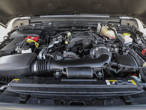 Used 2022 Jeep Wrangler Sport image 27