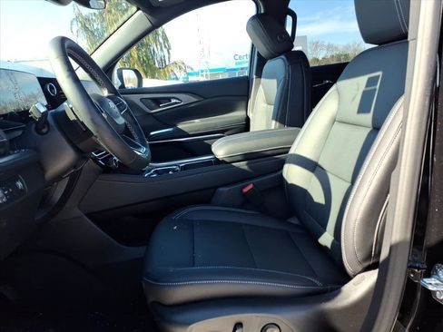 New 2026 Chevrolet Traverse LT image 5