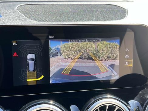 Certified 2023 Mercedes-Benz EQB 300 4MATIC image 33