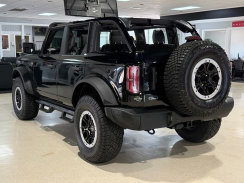 Used 2022 Ford Bronco Badlands AWD/4WD image 6