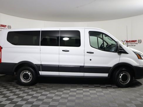 Used 2016 Ford Transit 150 XL image 6
