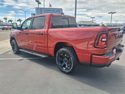 New 2026 RAM 1500 Express AWD/4WD image 7