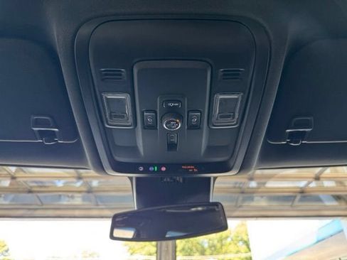 Used 2025 GMC Yukon Elevation w/ LPO, Floor Liner Package AWD/4WD image 24