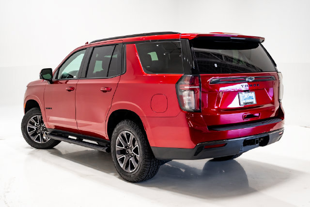 Used 2021 Chevrolet Tahoe Z71 w/ Z71 Signature Package AWD/4WD image 32