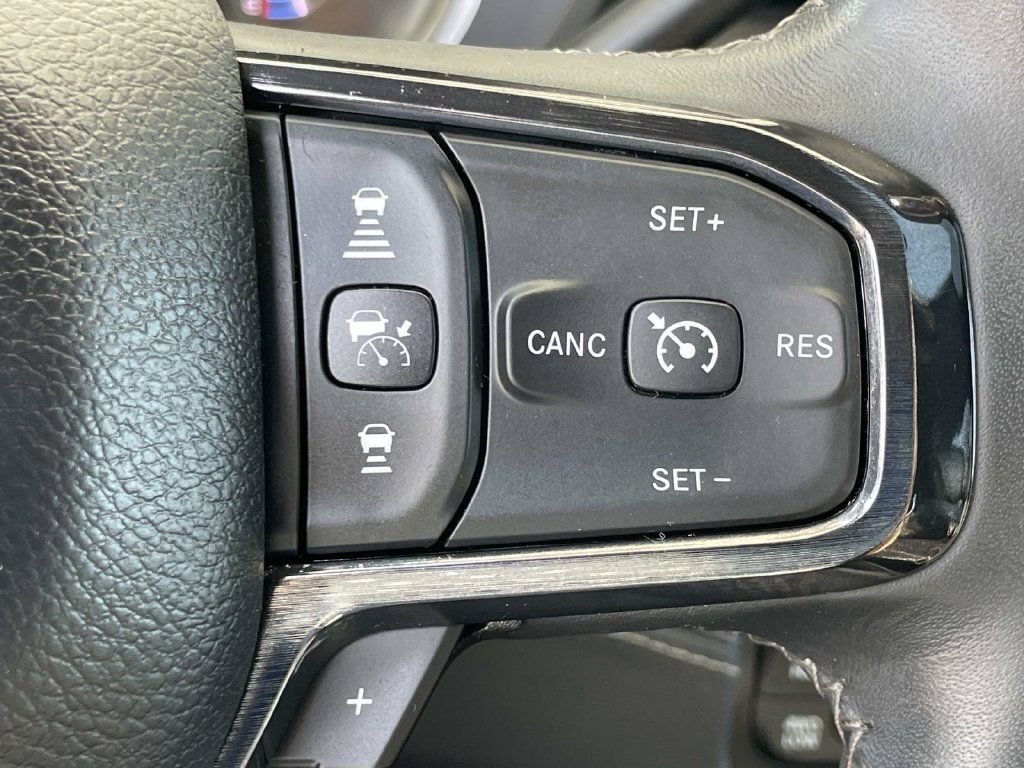 Used 2024 RAM 2500 Limited AWD/4WD image 53