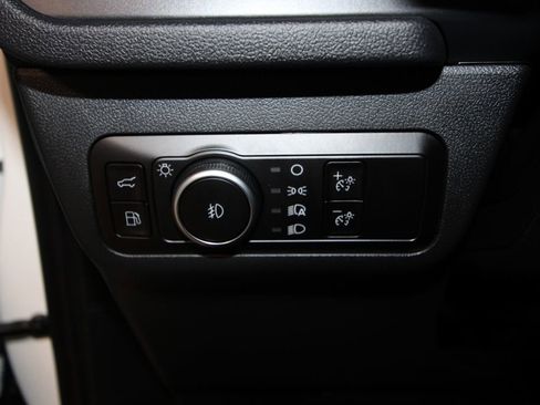 Used 2026 Ford Escape SE w/ PHEV Premium Package image 10