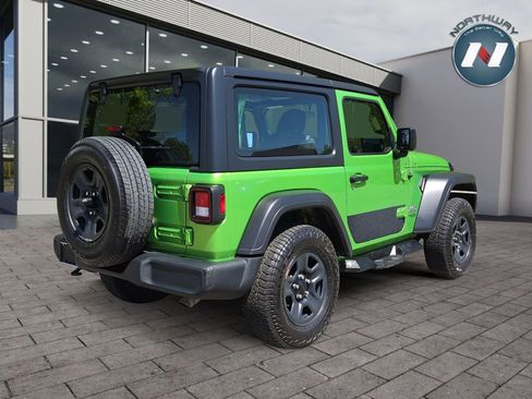 Used 2020 Jeep Wrangler Sport AWD/4WD image 5