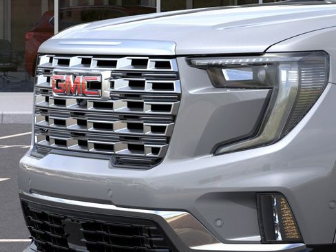 New 2026 GMC Acadia Denali w/ Super Cruise Package FWD image 13