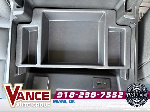 Used 2025 Chevrolet Silverado 2500 LT w/ Leather Package image 38