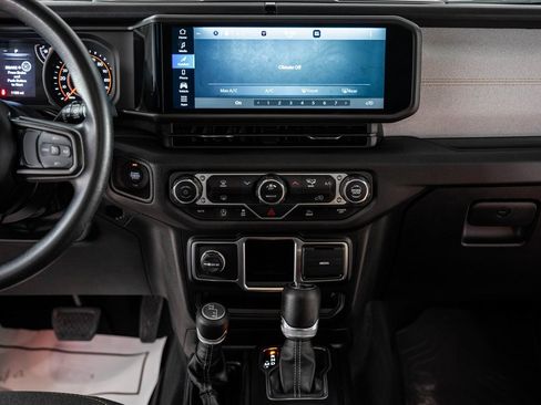 Used 2024 Jeep Wrangler Sport image 32