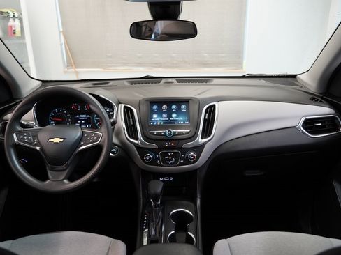 Used 2024 Chevrolet Equinox LS image 18