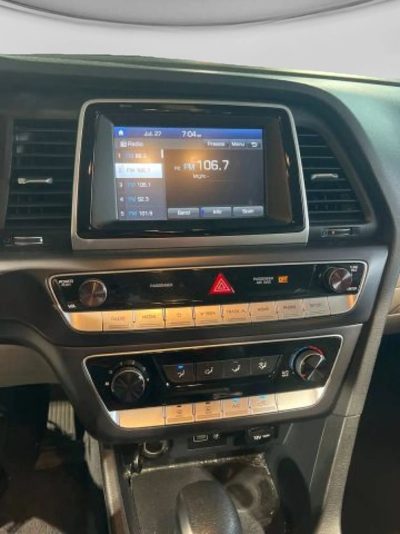 Used 2018 Hyundai Sonata SE FWD image 6
