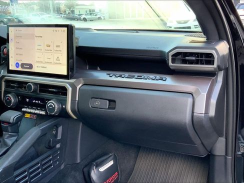 Used 2024 Toyota Tacoma TRD Off-Road w/ TRD Off Road Upgrade Package image 17