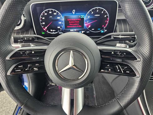 Used 2023 Mercedes-Benz GLC 300 image 22