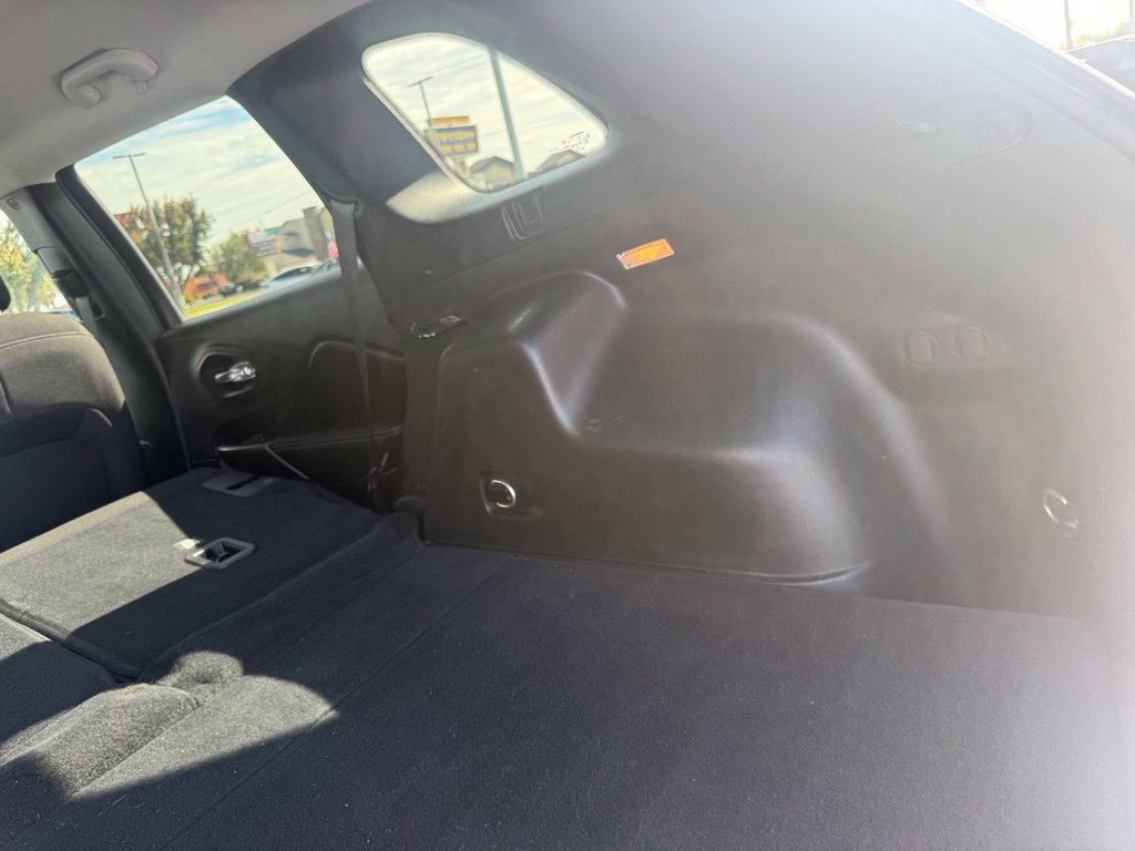 Used 2020 Jeep Cherokee Latitude AWD/4WD image 22