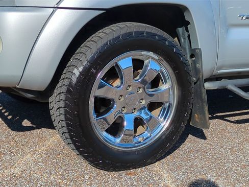 Used 2008 Toyota Tacoma PreRunner image 9