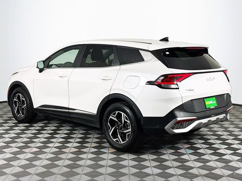 Used 2023 Kia Sportage LX image 6