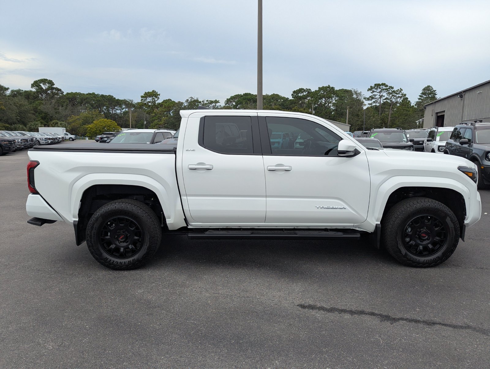 Used 2026 Toyota Tacoma SR5 RWD image 3