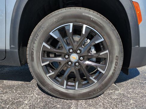 New 2026 Chevrolet Traverse LT w/ Sun and Wheel Package image 11